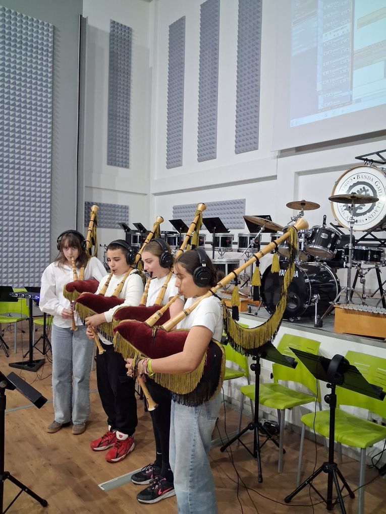 Gaitas